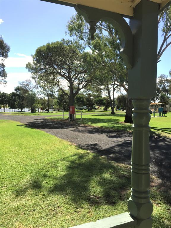 Junee Tourist Park Exterior photo