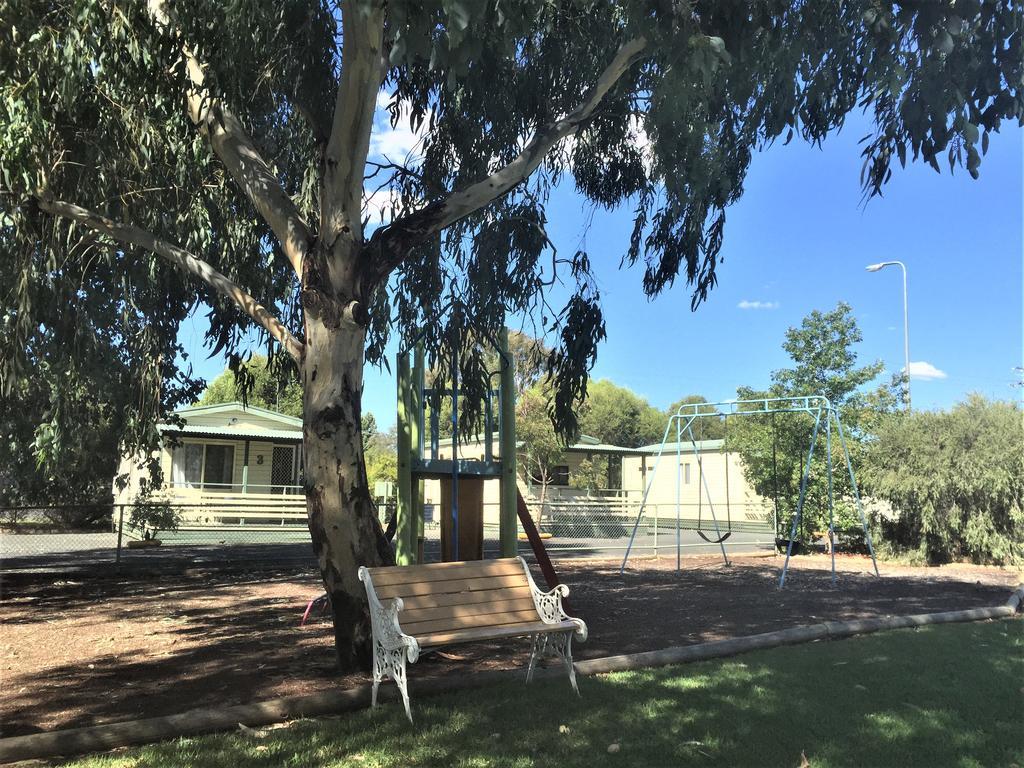 Junee Tourist Park Exterior photo